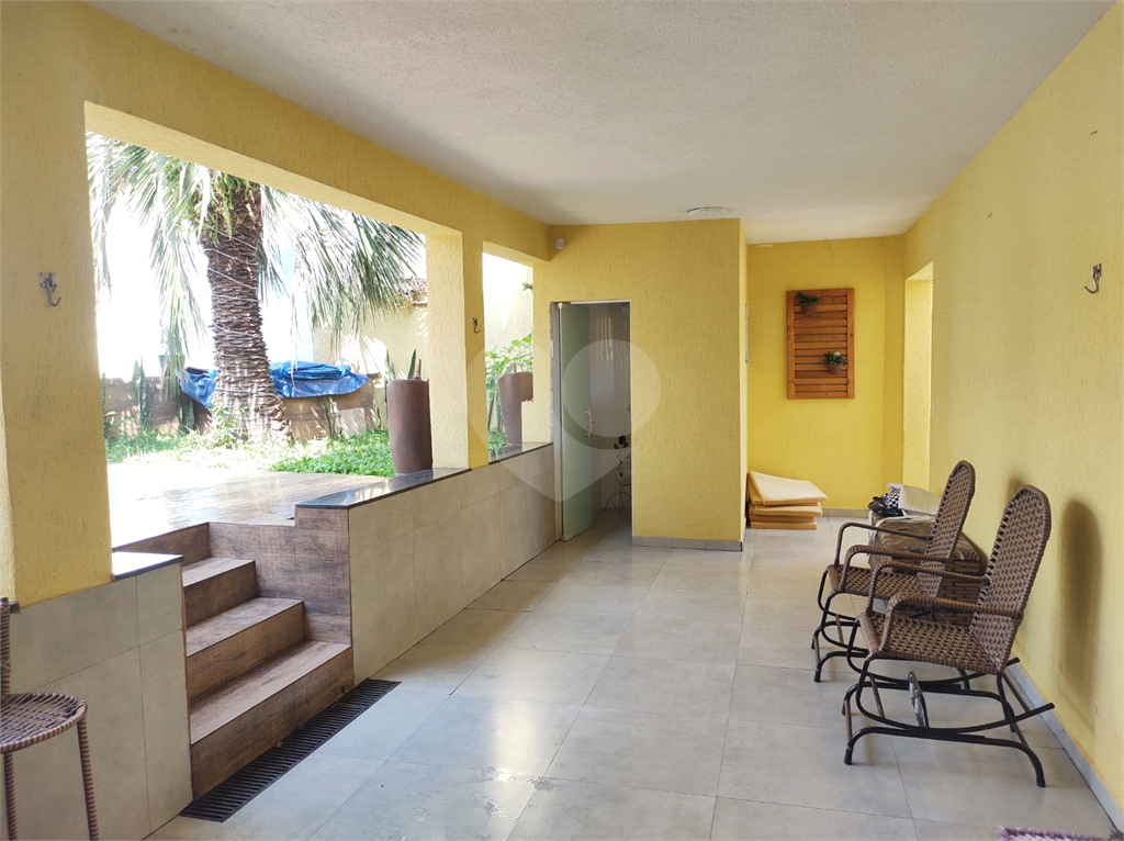 LINDA CASA NO JARAGUÁ
