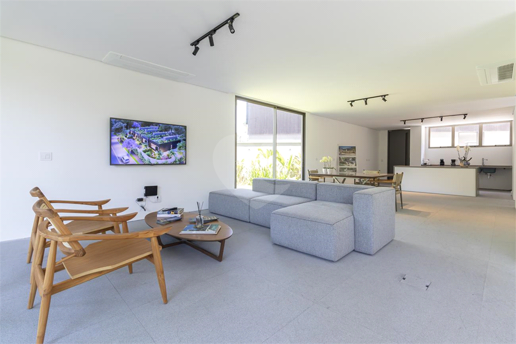 Condomínio para Venda - Alto De Pinheiros