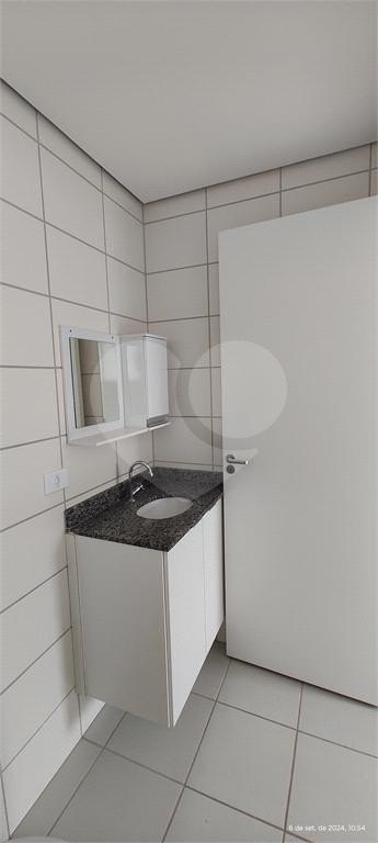 Apartamento para alugar com 1 quarto, 56m² - Foto 36