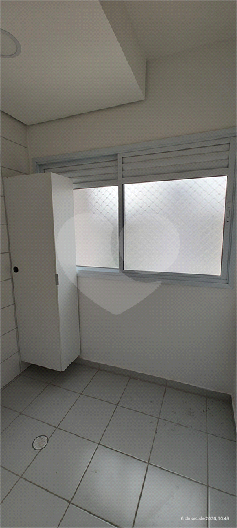 Apartamento para alugar com 1 quarto, 56m² - Foto 11