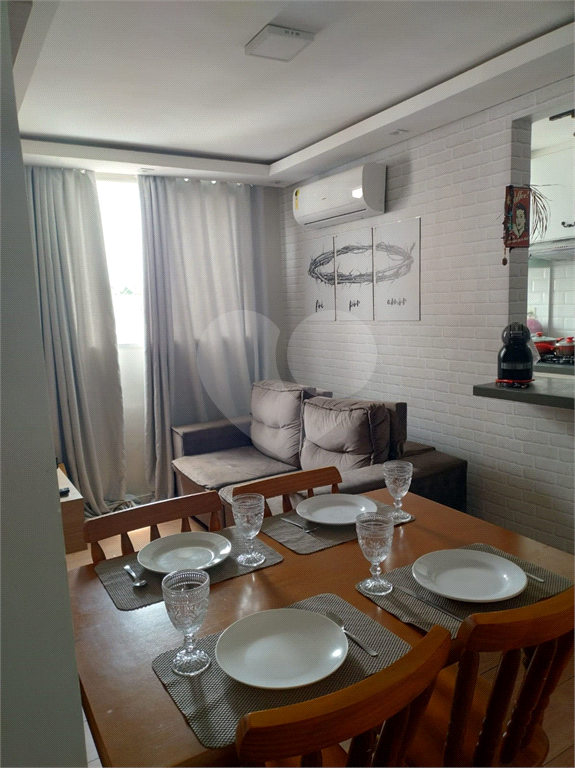 Apartamento à venda com 2 quartos, 47m² - Foto 2