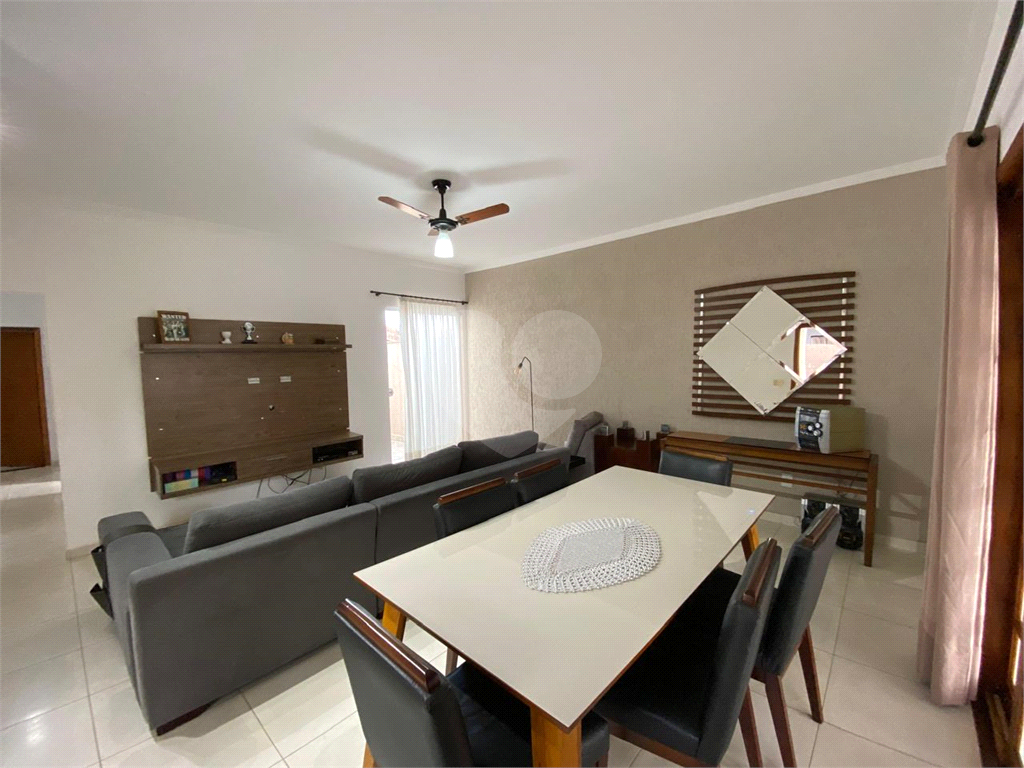 Casa Térrea em Atibaia 