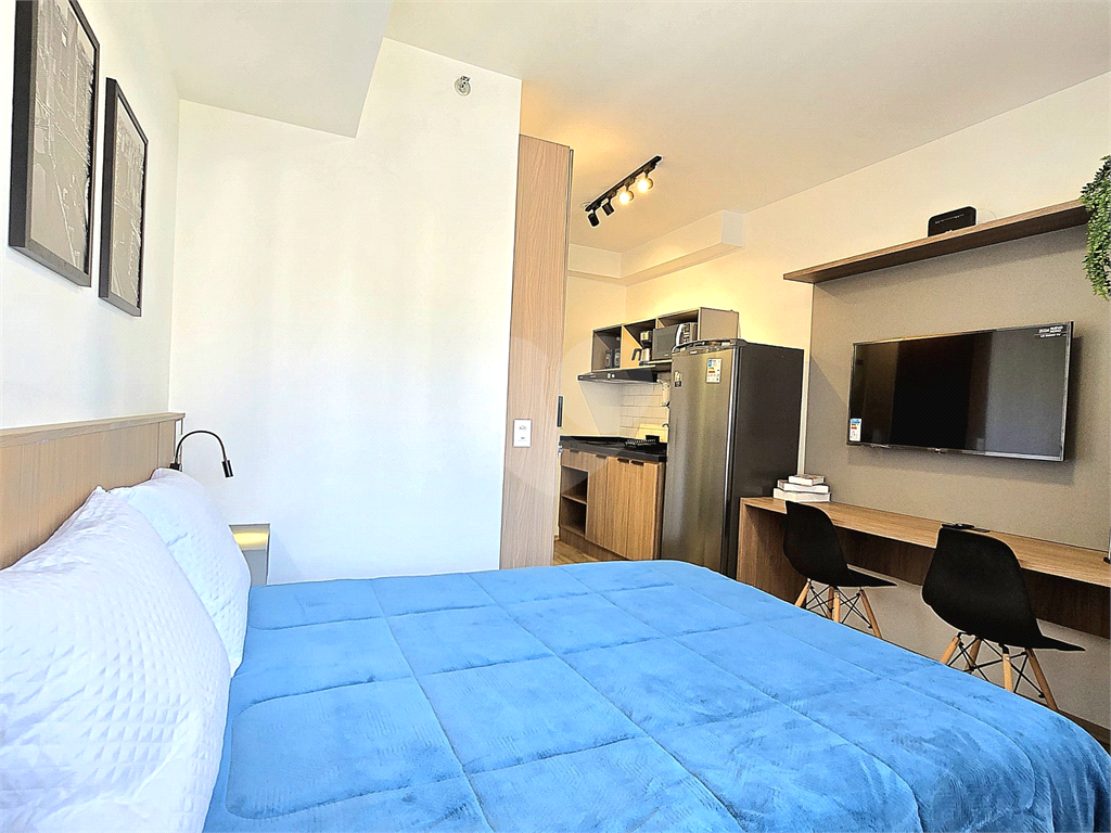 Studio a venda e locação mobiliado 1 quarto com ar-condicionado na Aclimação.