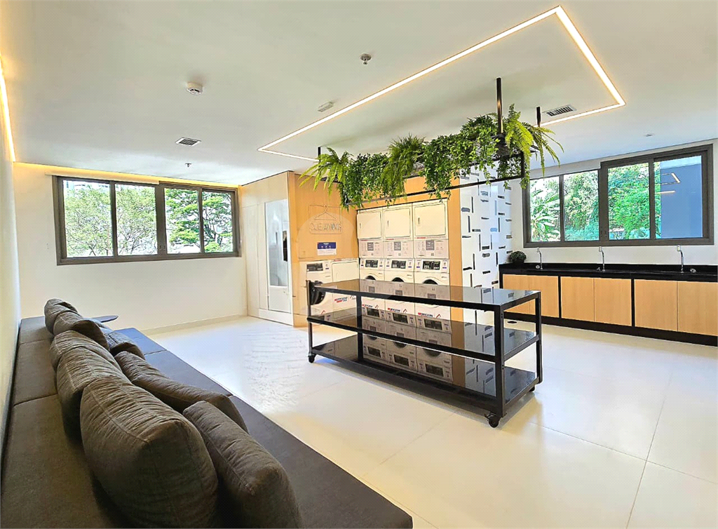 Studio à Venda e Locação na Aclimação Mobiliado Perto do Metrô Paraiso São Paulo - SP