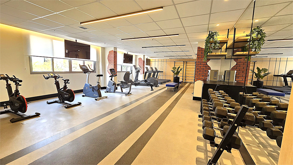 Studio a venda e locação mobiliado 1 quarto com ar-condicionado na Aclimação.