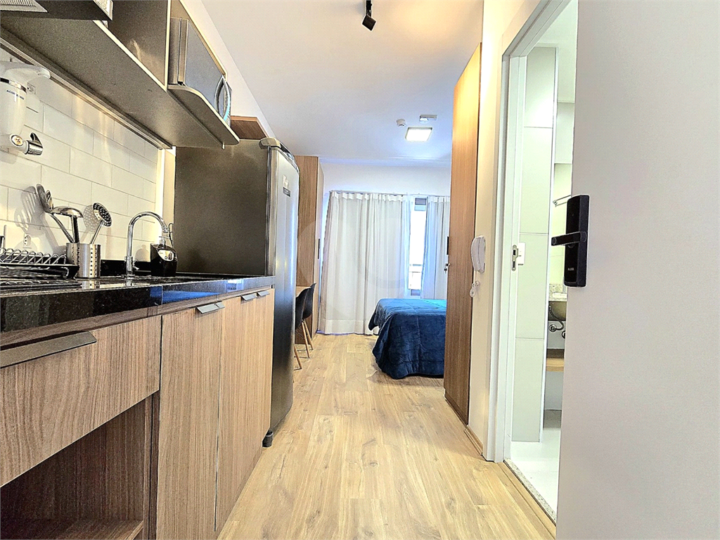 Studio a venda e locação mobiliado 1 quarto com ar-condicionado na Aclimação.