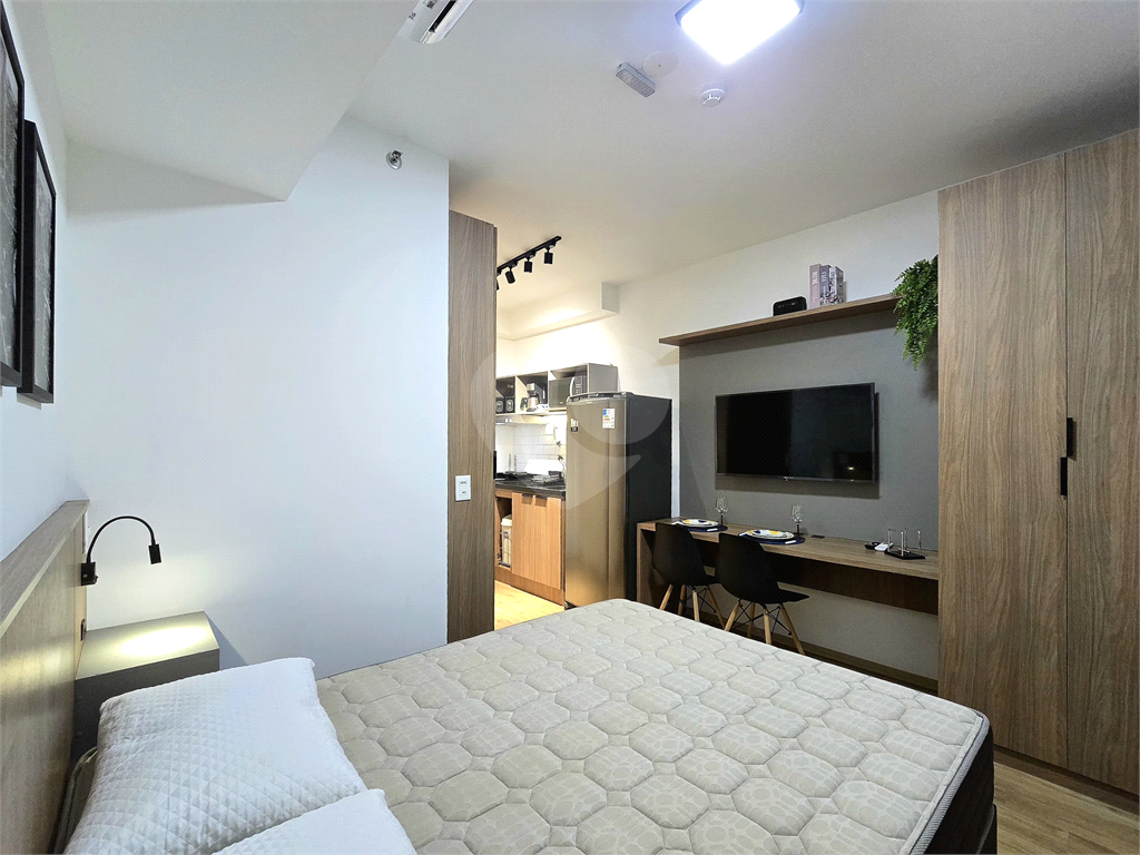 Studio à Venda e Locação na Aclimação Mobiliado Perto do Metrô Paraiso São Paulo - SP