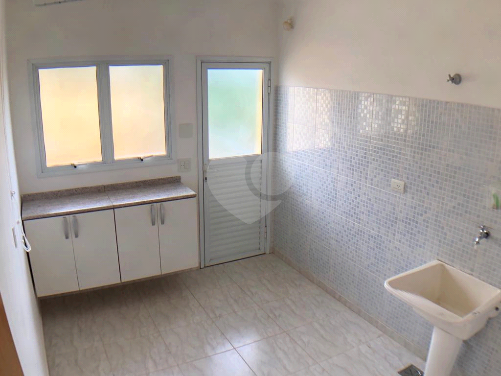 Casa de Condomínio à venda e aluguel com 4 quartos, 360m² - Foto 32