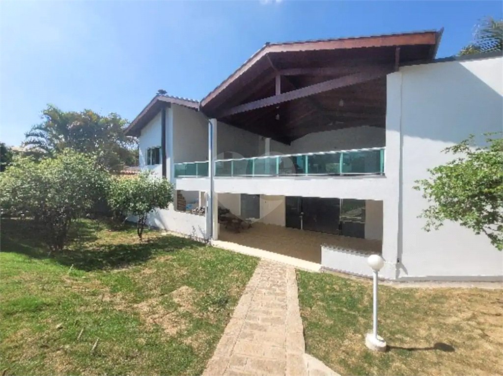 Casa de Condomínio à venda e aluguel com 6 quartos, 540m² - Foto 2