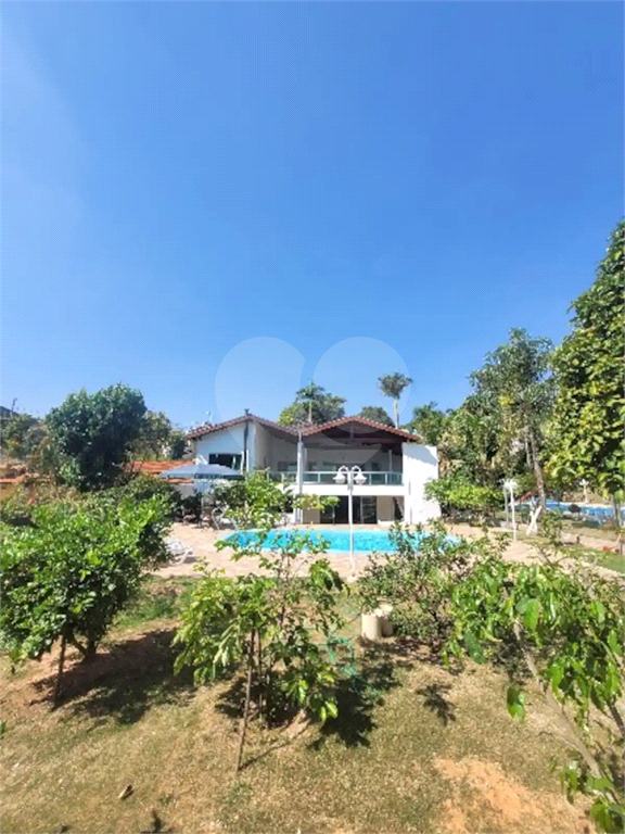 Casa de Condomínio à venda e aluguel com 6 quartos, 540m² - Foto 1