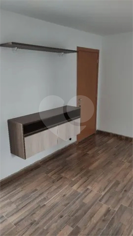 Apartamento à venda com 2 quartos, 39m² - Foto 10