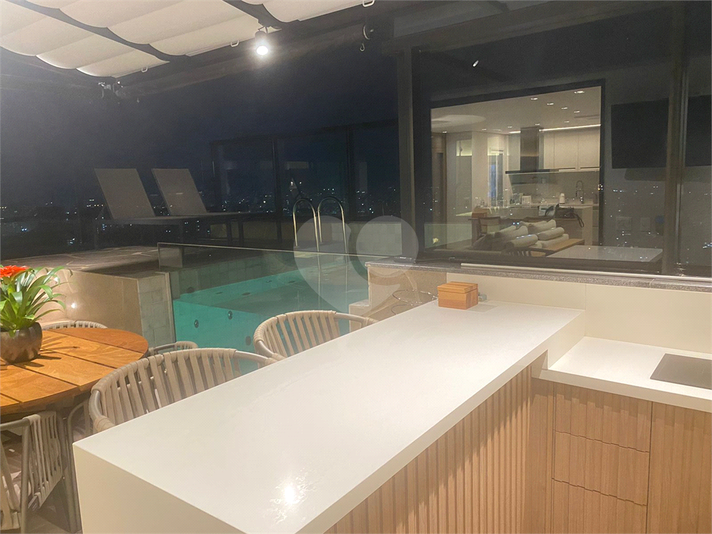 APARTAMENTO em VILA YARA