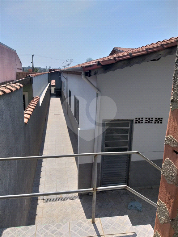 Casa à venda com 3 quartos, 210m² - Foto 7