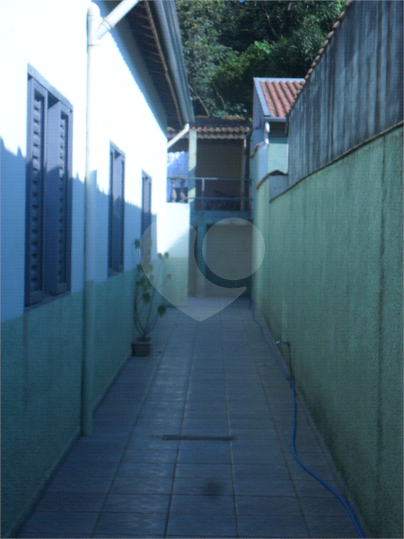 Casa à venda com 3 quartos, 210m² - Foto 8