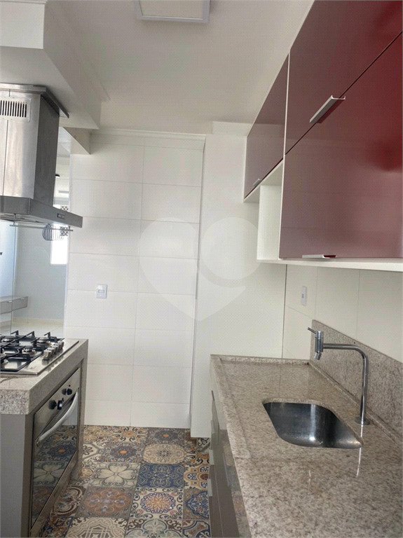 Apartamento à venda com 2 quartos, 56m² - Foto 3