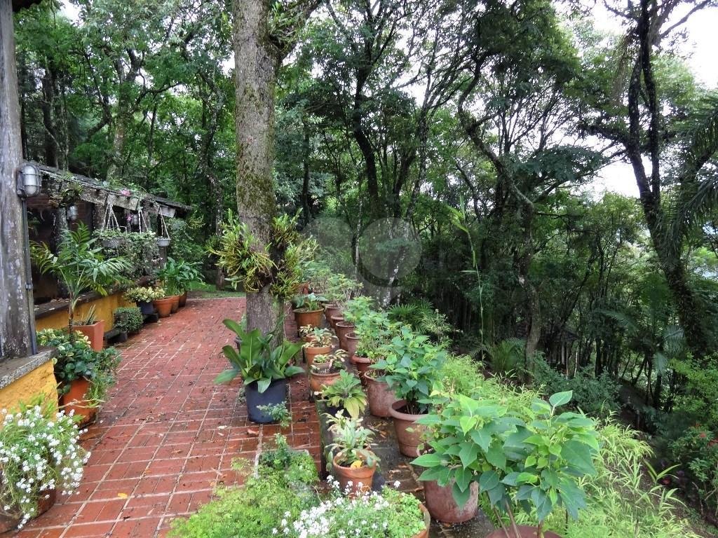 Magnifica casa de Alto Padrão à venda na Serra da Cantareira