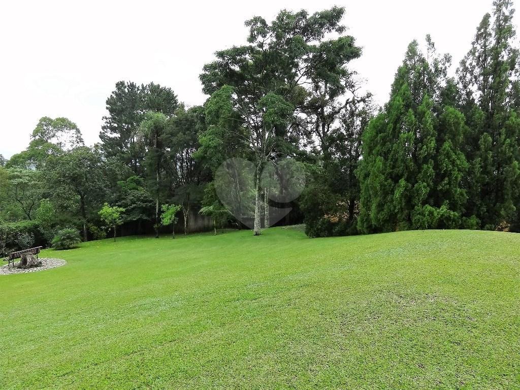 Magnifica casa de Alto Padrão à venda na Serra da Cantareira