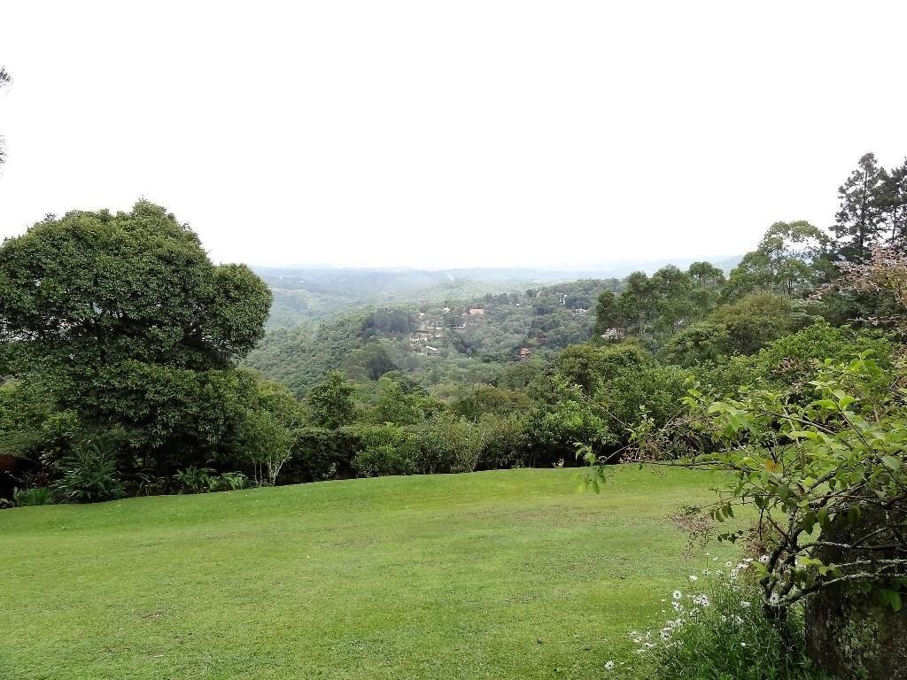 Magnifica casa de Alto Padrão à venda na Serra da Cantareira