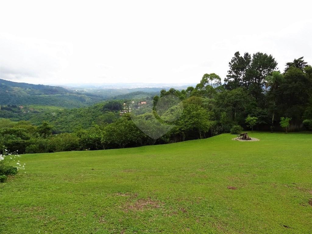 Magnifica casa de Alto Padrão à venda na Serra da Cantareira