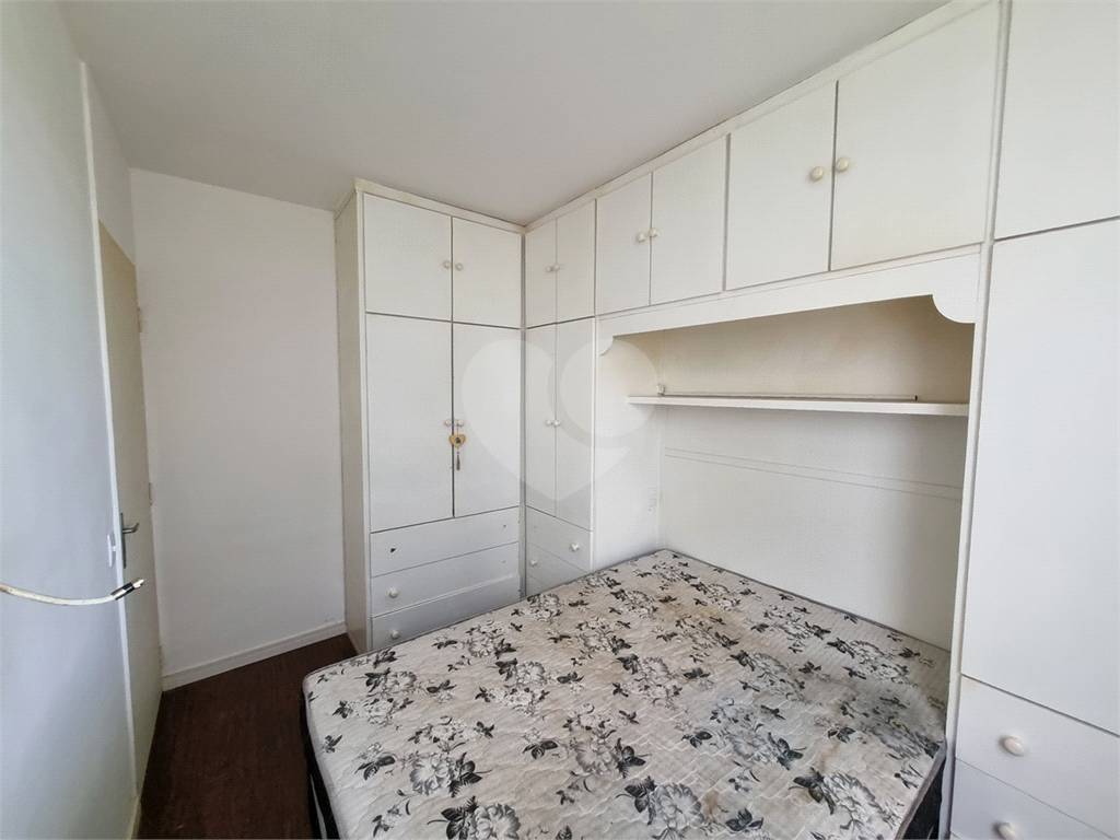 APARTAMENTO em CASA VERDE
