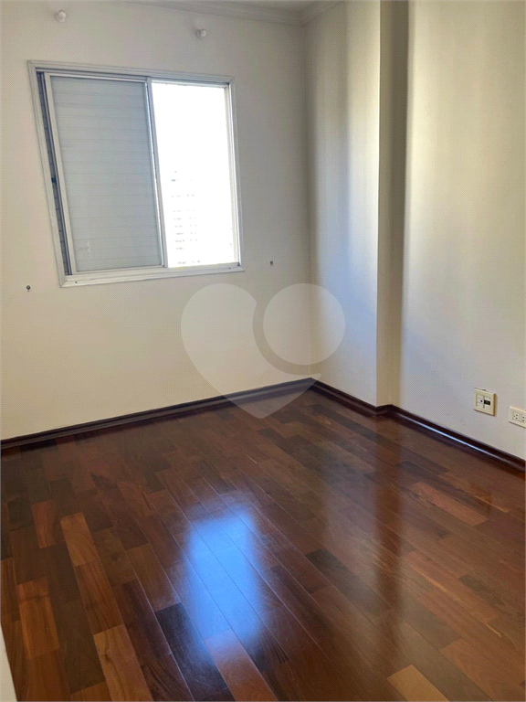 APARTAMENTO em TATUAPÉ