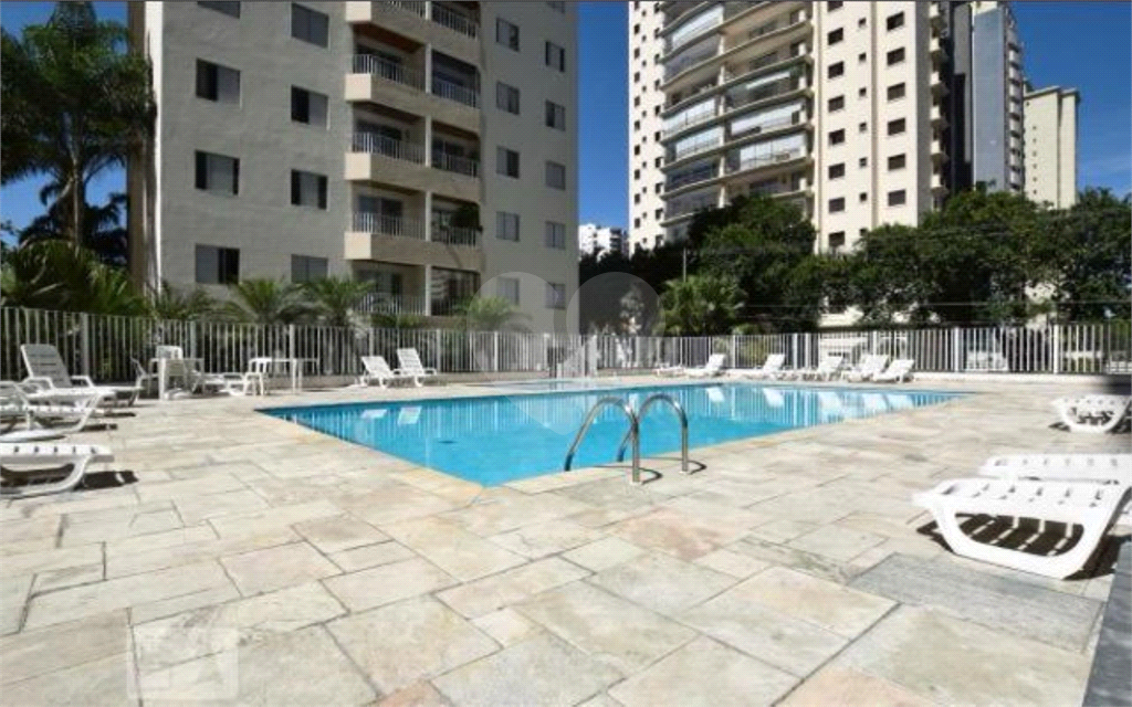 APARTAMENTO em TATUAPÉ
