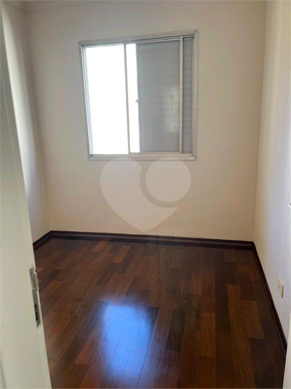 APARTAMENTO em TATUAPÉ