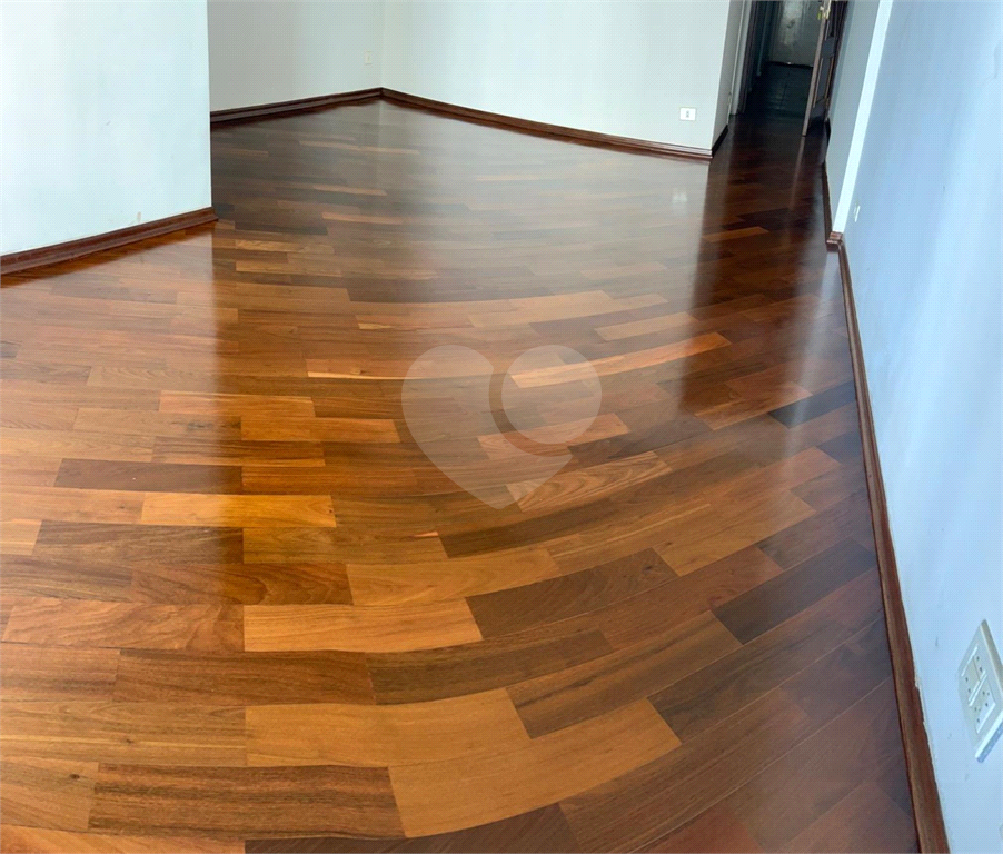 APARTAMENTO em TATUAPÉ