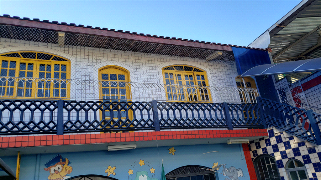Prédio comercial com excelente localização à venda ou locação ao lado da Brás Leme.