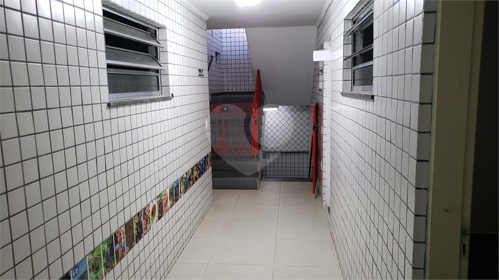 Prédio comercial com excelente localização à venda ou locação ao lado da Brás Leme.