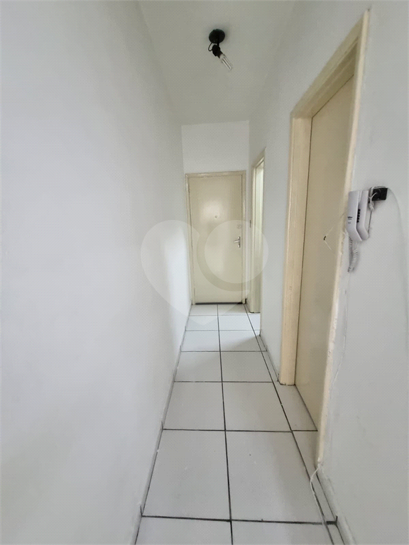 Stúdio na Barra Funda à venda.
