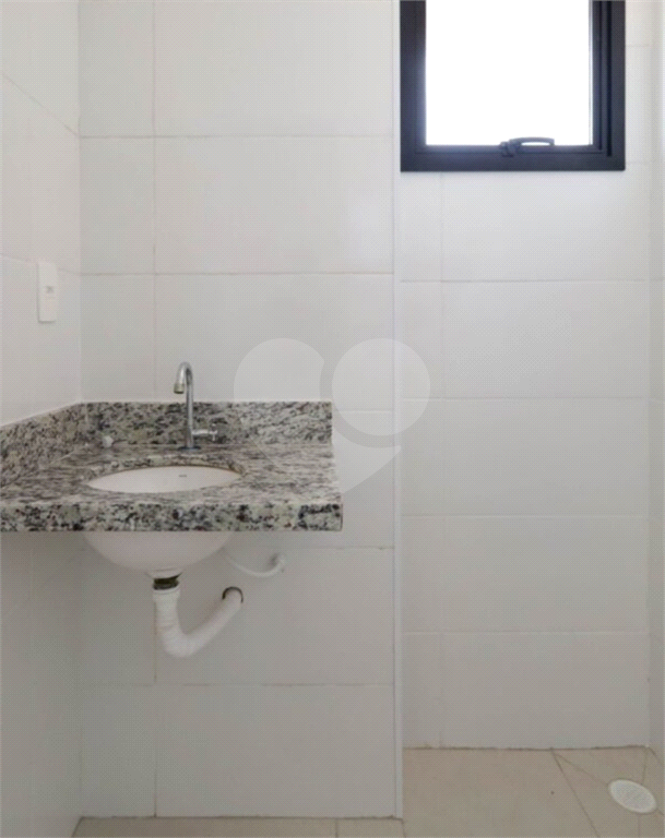 Apartamento à venda com 3 quartos, 61m² - Foto 14