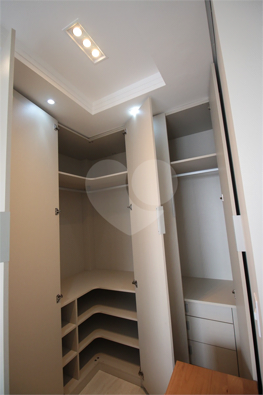 APARTAMENTO TODO MOBILIADO COM 2 QUARTOS 2 SUÍTE 1 VAGA NA VILA CLEMENTINO