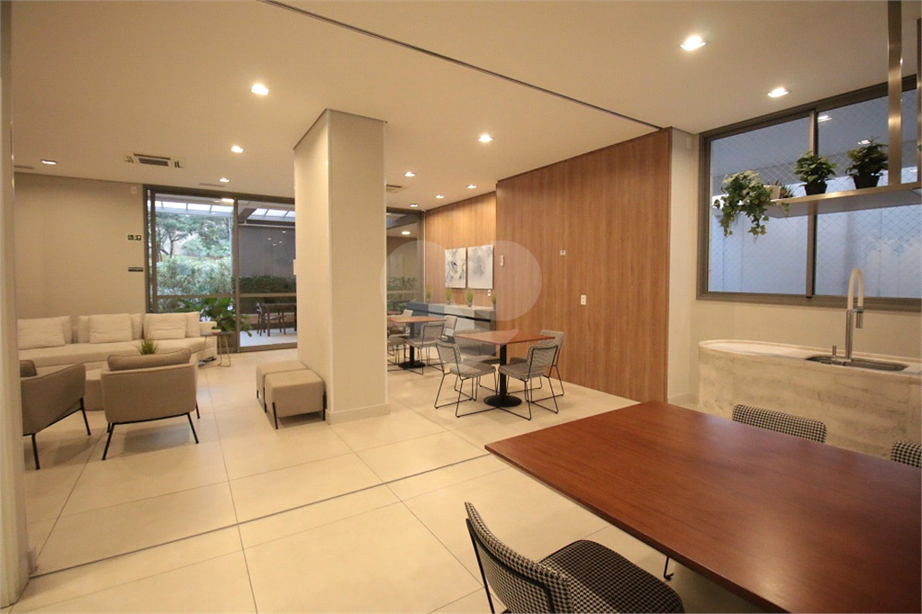 APARTAMENTO TODO MOBILIADO COM 2 QUARTOS 2 SUÍTE 1 VAGA NA VILA CLEMENTINO