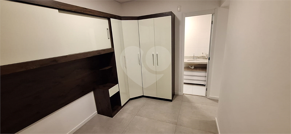Apartamento à venda com 3 quartos, 122m² - Foto 4