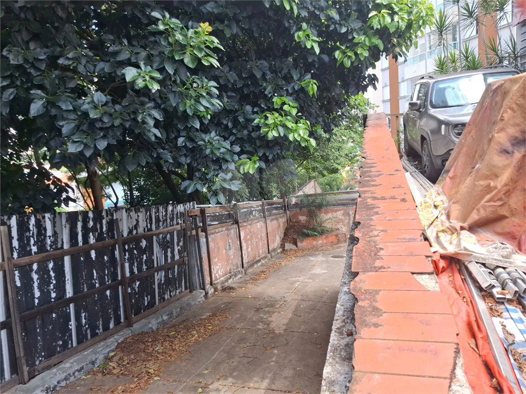 TERRENO em VILA ROMANA