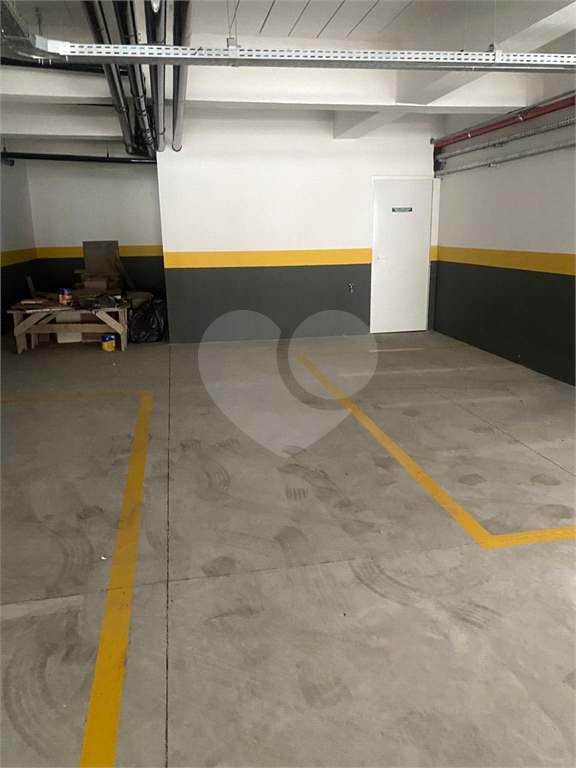 IMÓVEL NOVO COM ELEVADOR E VAGA