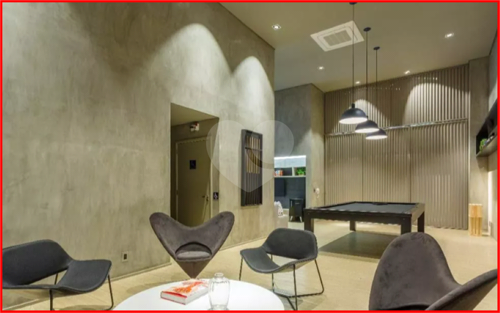 APARTAMENTO em CENTRO