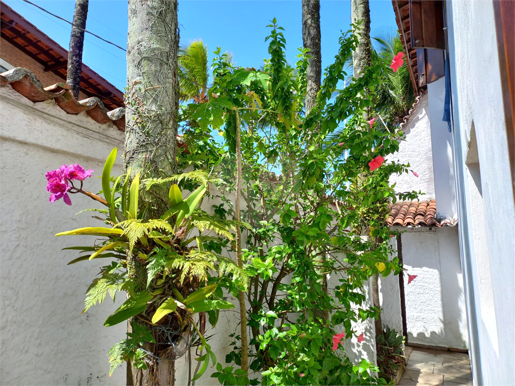 Casa  650m2 em frente para o mar - Enseada