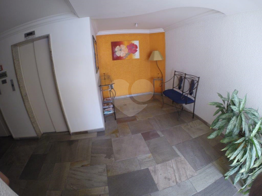 Apartamento à venda com 2 quartos, 61m² - Foto 6