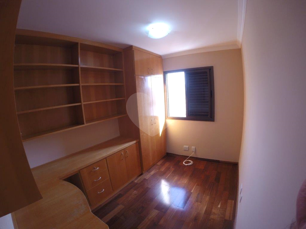 Apartamento à venda com 2 quartos, 61m² - Foto 18