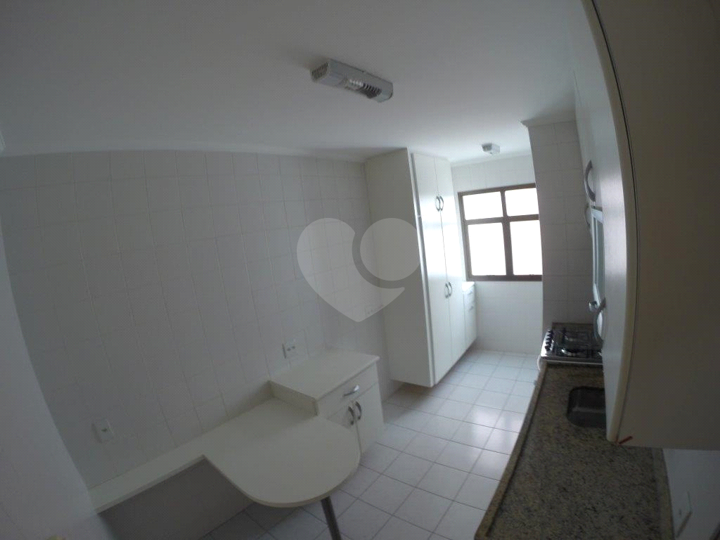 Apartamento à venda com 2 quartos, 61m² - Foto 15