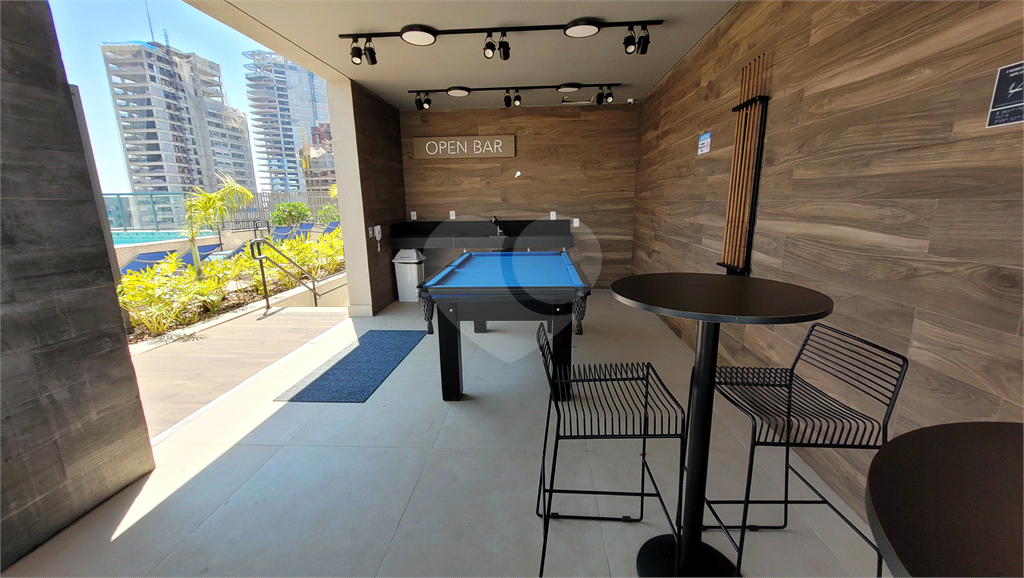 Studio 26m² com piso frio instalado, condomínio com piscina salão gourmet e de festas, e lavanderia Pinheiros