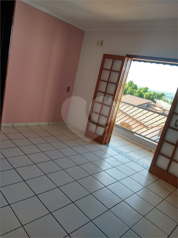 Casa à venda com 3 quartos, 195m² - Foto 10