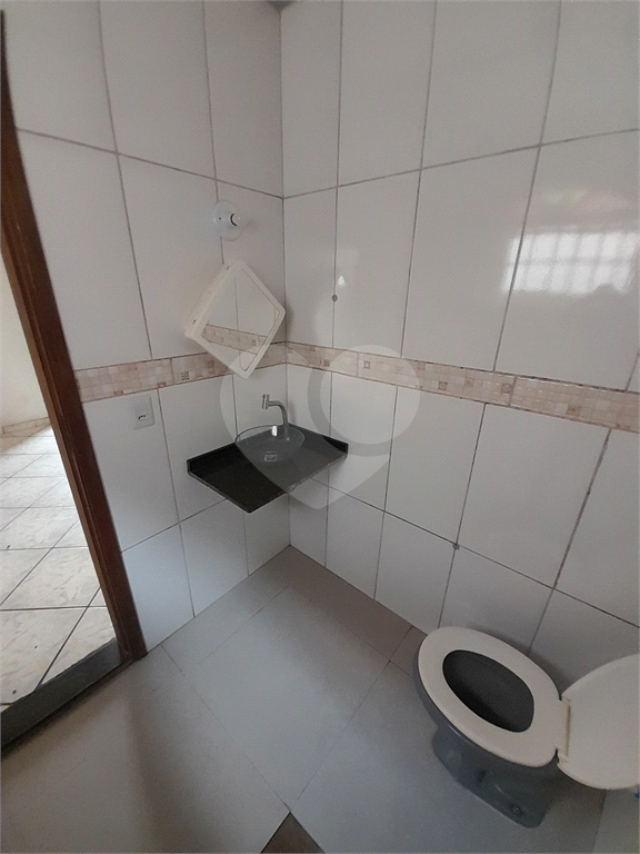 Casa para alugar com 4 quartos, 300m² - Foto 19