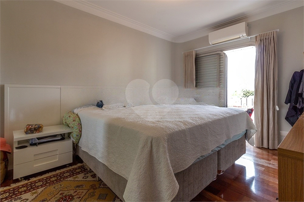 APARTAMENTO em SANTANA