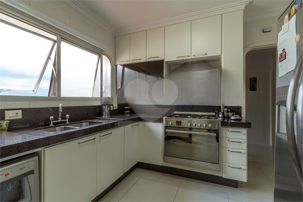 APARTAMENTO em SANTANA