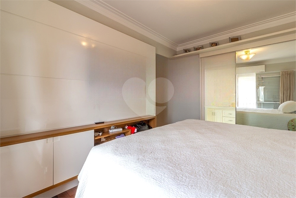 APARTAMENTO em SANTANA