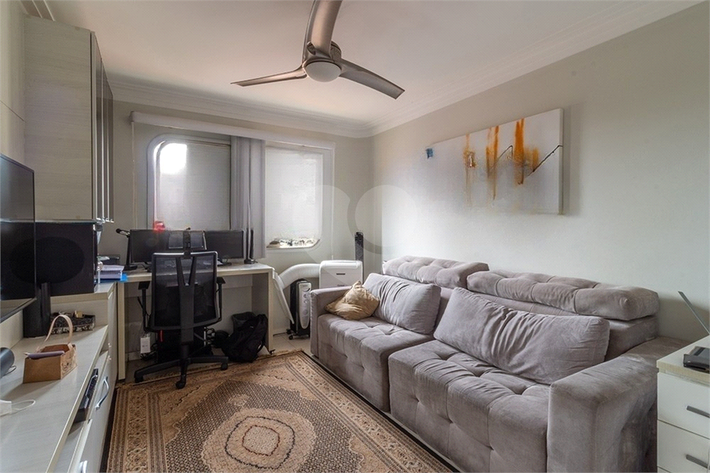 APARTAMENTO em SANTANA