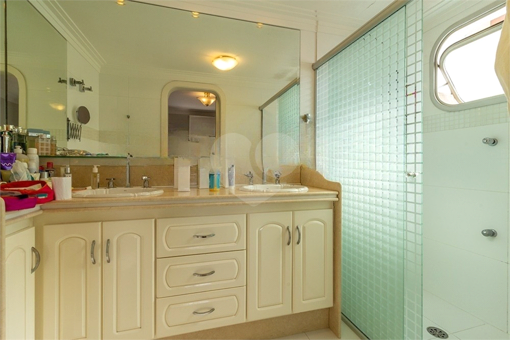 APARTAMENTO em SANTANA